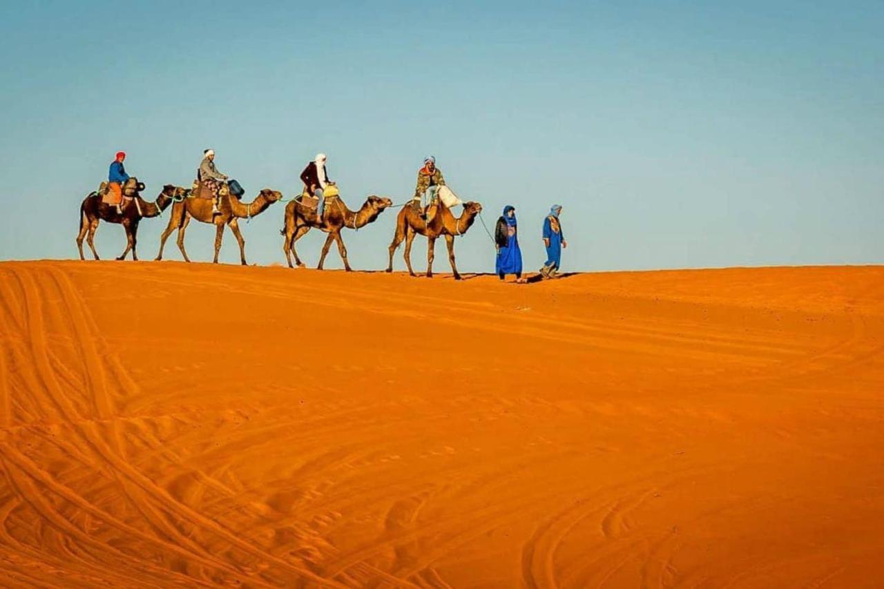Camp Sahara Dunes Hotel M'Hamid El Ghizlane Exterior foto