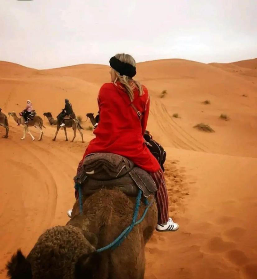Camp Sahara Dunes Hotel M'Hamid El Ghizlane Exterior foto